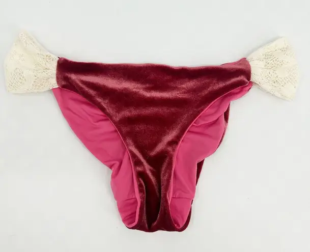 Cynababy Womens Velvet Crochet Lace Trim Bikini Bottoms Size M ASO Hannah Davis Red Size M