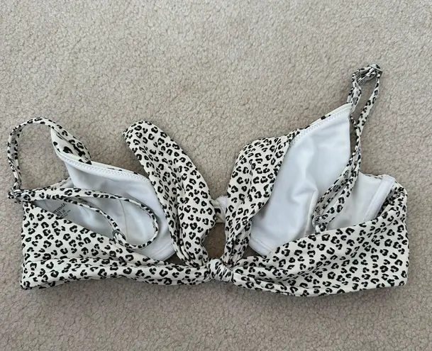 Abercrombie & Fitch Cheetah Print Underwire Bikini Top