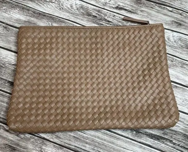 Unbranded Faux Leather Woven Design Zippered Bag Perfect for Laptop Brown Slim