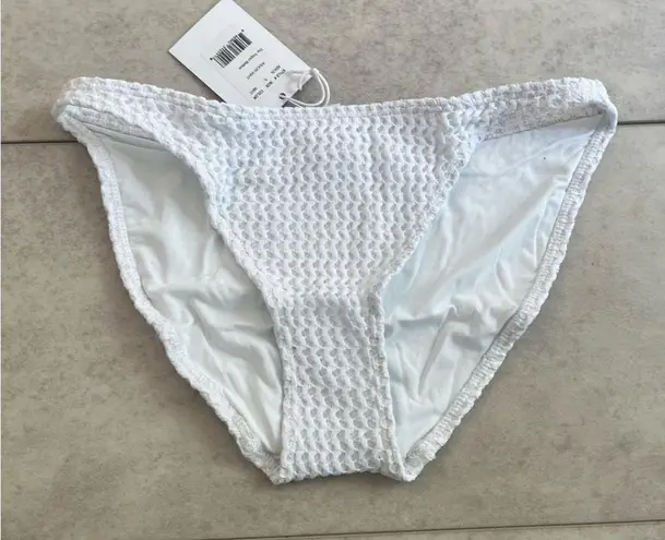 ANDIE NWT Demi Moore  Swim White Crochet Tropez Bottom Small Midrise Classic Fit