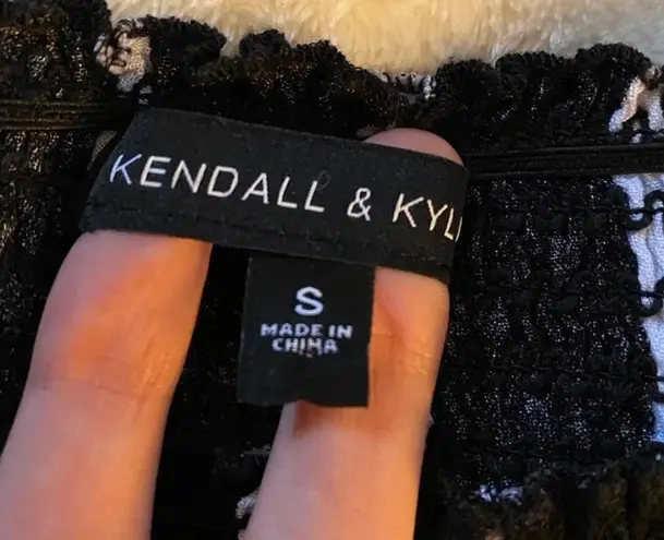 Kendall + Kylie crop top