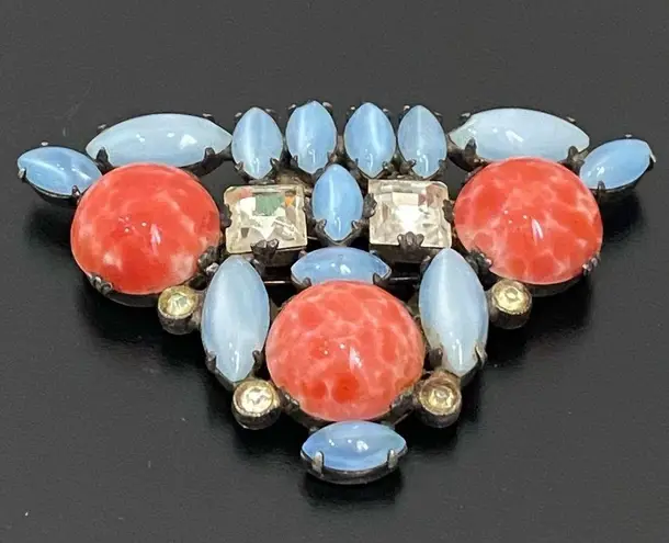 Unique Vintage PAT. 1.801.128 Cabochon Marquis Moonstone Triangle Dress/Fur Clip