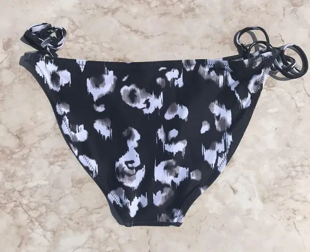 Topshop Gray and White Floral Printed  Side Tie Bikini Swim Bottoms