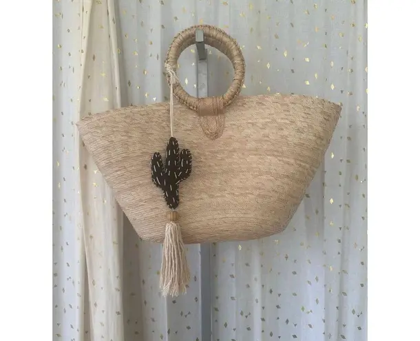 Kenora NWOT Heading to the Market Cactus Charm Woven Straw Tote Shopper Bag