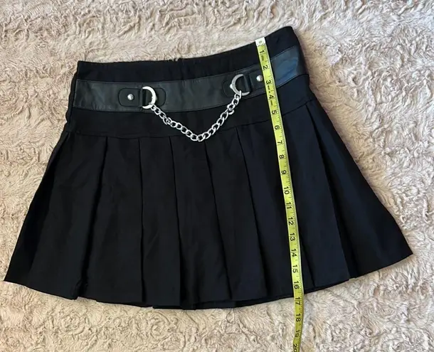 Royal Bones Size m black skirt