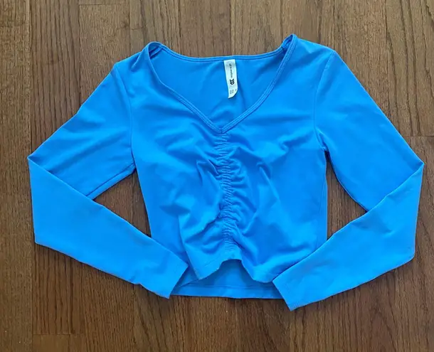 All In Motion Womens Vibrant Blue Flex ruched Crop Long Sleeve top