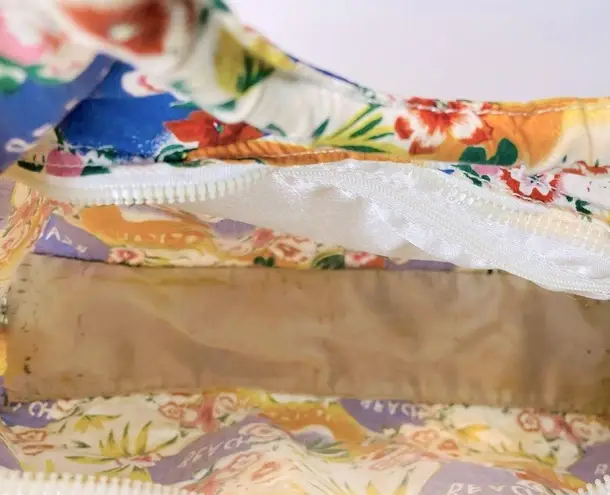 Tropical Beach Floral With Wood Handle Handbag Multiple