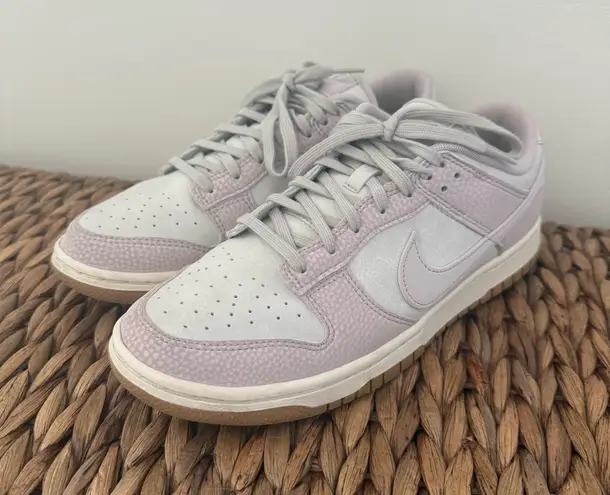 Nike  Dunk Low Women’s Sneakers thumbnail 1