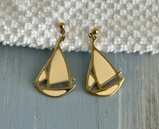 Sail Away W Me! Gold Tone & Ivory Enamel Vintage Sailboat Pierced Earrings Multiple