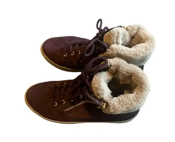 Cougar Dublin Water Proof Lace Up High Top Shoes Ankle Boots Fur Size 7 Women's Purple