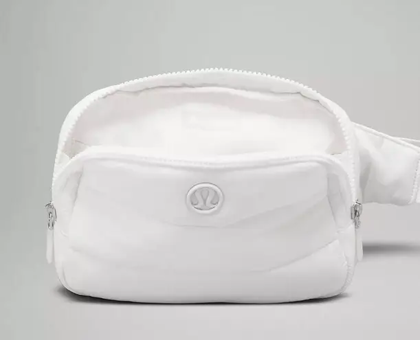 Lululemon  Everywhere Belt Bag Large 2L *Wunder Puff WHT White $68 New w/tag