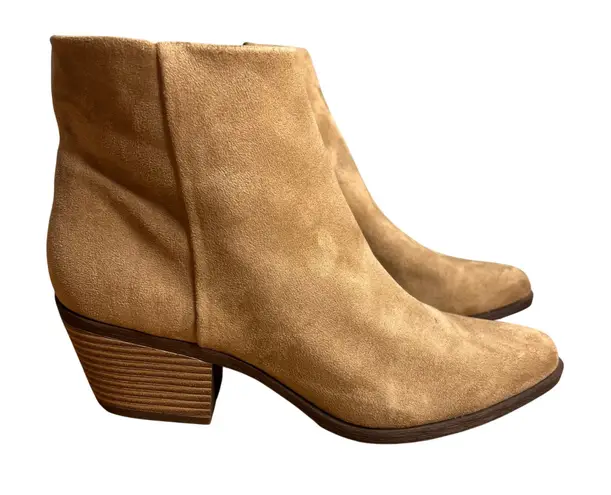 BP Wallis Ankle Boot Size 9.5 Faux Suede Beige Tan Block Heel