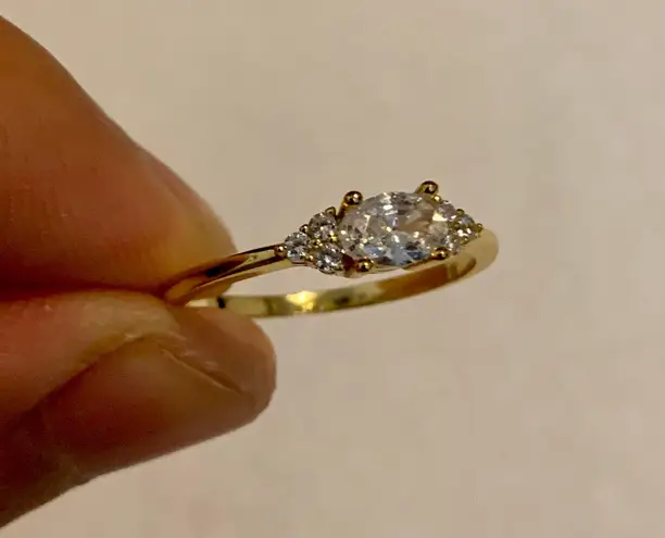 Sterling Silver Oval White Diamond Ring Size 7