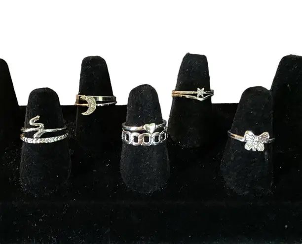 The Moon Silver Rings Heart Star Assortment Of Sizes NIP Set Of 9