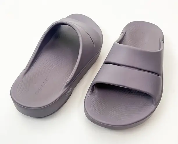 OOFOS OOahh Purple Active Recovery Foam Footbed Sandal Slides Size 8