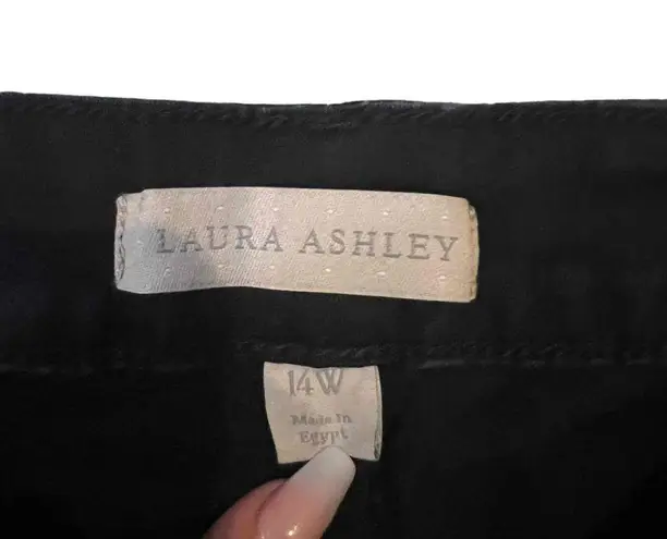 Laura Ashley Women's Black 5-Pocket Zip Fly Straight Leg Cotton Blend Jeans 14W