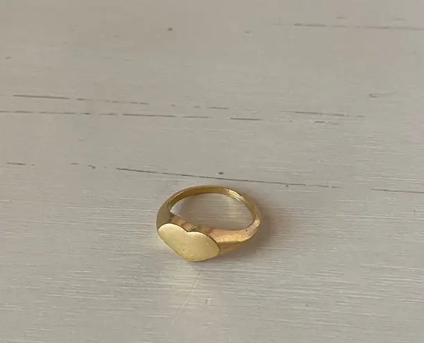 Madewell NWOT  10k gold plated signet heart ring