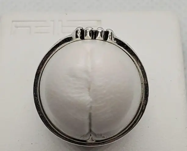 Silver Tone Yin Yang Ring Black