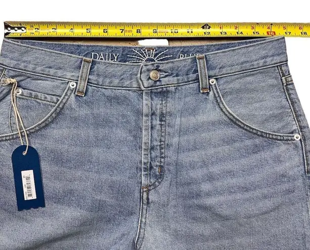 NWT Daily Blue Women’s Freaky Classic Shorts Denim Size 31 Blue Casual