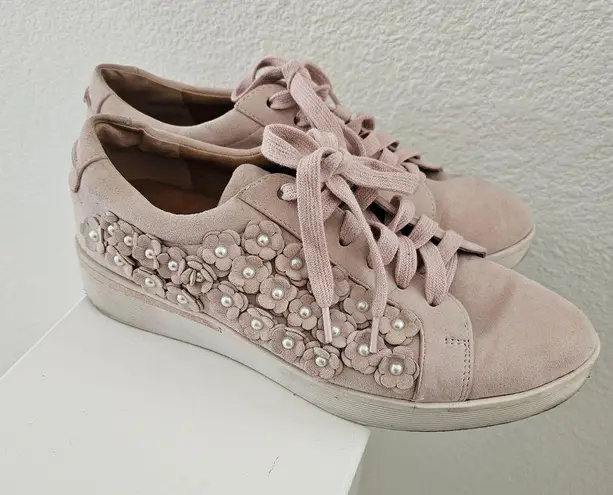 Gentle Souls Kenneth Cole Blush Pink Suede Sneakers Floral Pearl Size 9.5