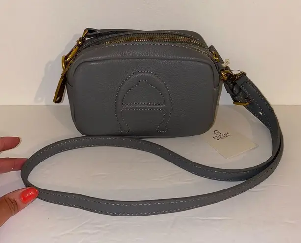 Etienne Aigner - Adeline Mini Ca Double Zip Crossbody Camera bag โslateโ gray ๐