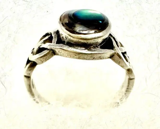 Celtic with Abalon Sterling Silver Stamped 925 Ring Size 8