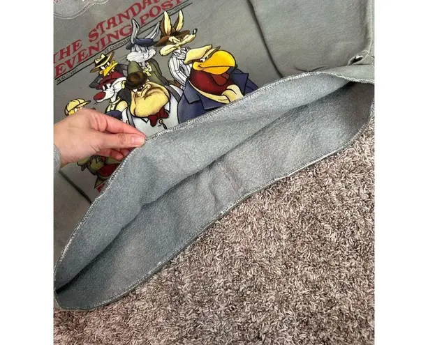 Vintage Looney Tunes Graphic Sweatshirt Pullover Boxy Cut Off M US Made Retro Green Size M