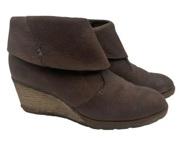 The North Face  Women's Brown Leather Bridgeton Wedge Booties Size 6