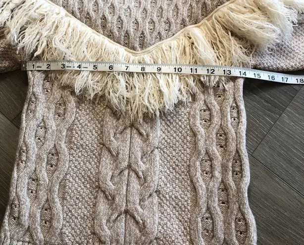 Amur Ulla Fringe Beige 100% Merino Wool Pullover Sweater Crew Neckline Womens
