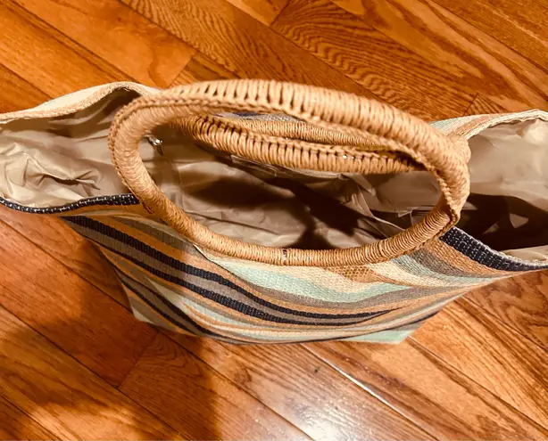Blue Miami NWT Straw Bag SUPER BOHO Multicolor Stripe Beach/Pool/Shop tote bag Tan