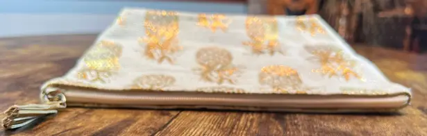 Shiraleah Chicago | ladies travel/cosmetics bag