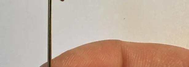 Letter / Initial E Lapel Stick Pin Gold Tone