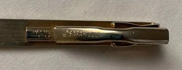 Sarah Coventry Vintage Tie Bar Clip Brushed Gold Tone W Rhinestone