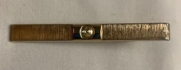 Sarah Coventry Vintage Tie Bar Clip Brushed Gold Tone W Rhinestone