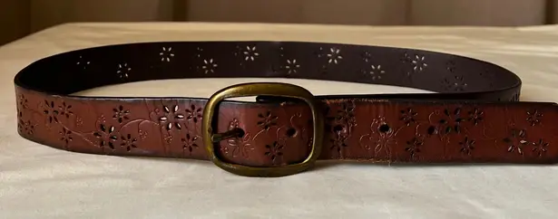 Vintage Floral Cutout Brown Leather Belt w/ Brass Buckle 1.25" Large