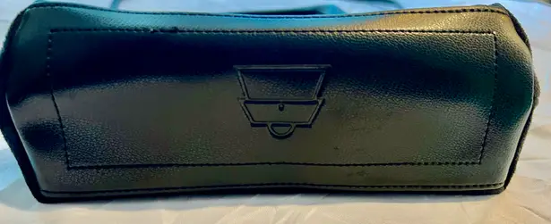 Kathy Van Zeeland VINTAGE: | ladies small embellished shoulder handbag.