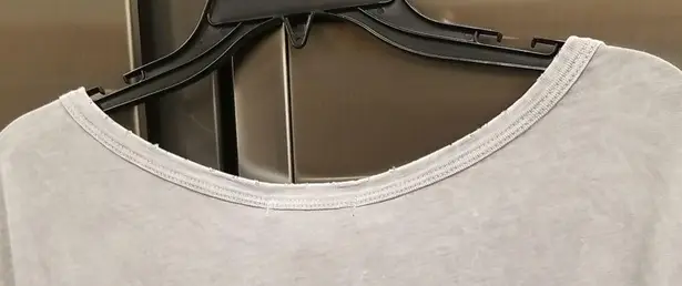 💕AVOCADO💕 Cloud Tee ~ Front Knot High Low Hem 100% Cotton Grey Acid Wash NWT Gray Size M