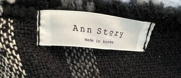 Ann Story Open Sweater Coat White Black Plaid Size L