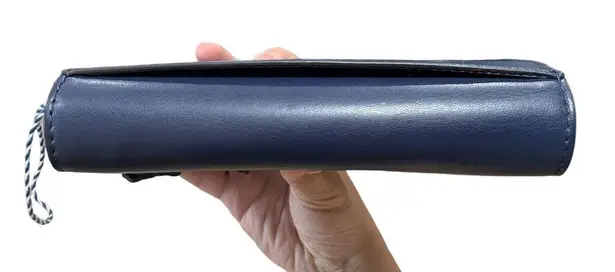 Draper James navy daisy handbag purse clutch without strap