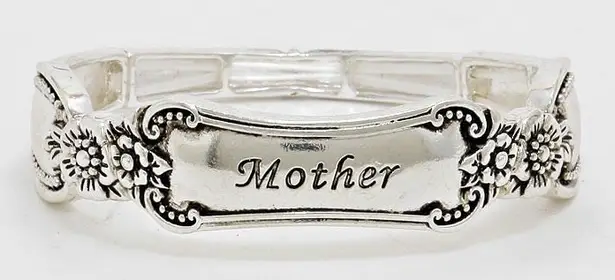 Brand New Womens Boutique Antiqued Mother Mom Silver Burnished Stretch Bracelet