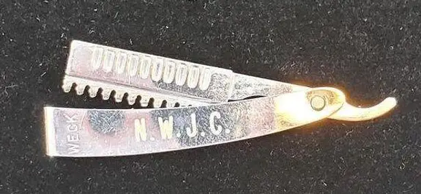 Vtg 1930 Weck Co N.Y. Straight Razor Advertisement Pin 2" Silver