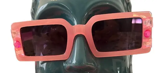 NWOT unbranded square plastic pink sunnies w/square & round pink rhinestones