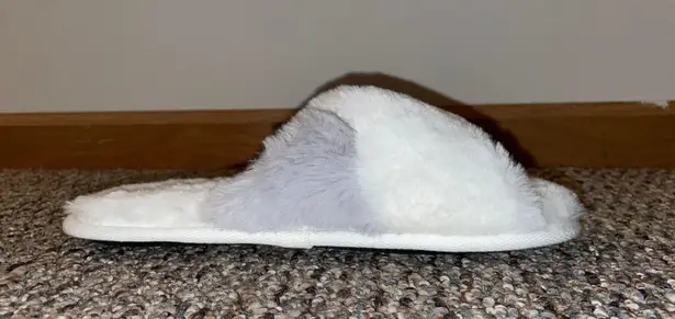 Victoria's Secret Fluffy White VS PINK Slippers