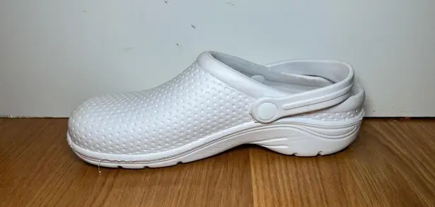 White Nursing Shoes Womens Size 7 38 Slip Resistant Hospital Clogs Rubber