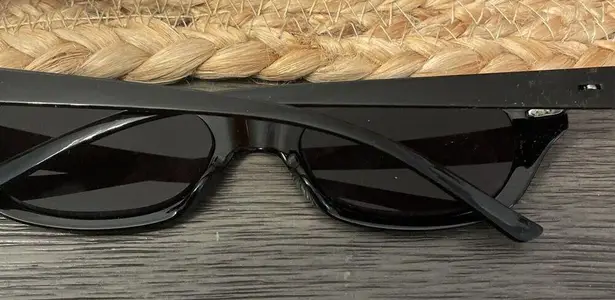 Joan Rivers 100% UV Protection Black Sunglasses with case