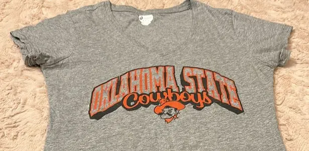 Russell Athletic Oklahoma State Cowboys short sleeve shirt in size M