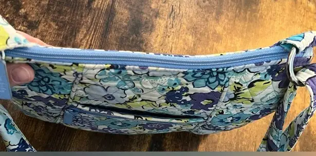 Vera Bradley RETIRED:  | ladies Blueberry Blooms quilted crossbody handbag.