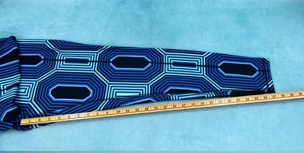 Danskin Geometric  Now Leggings M 8-10