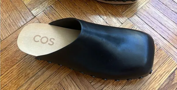 COS Napa Leather Clogs with Sustainab Wooden Sole with Tonal Studs Black Size 8
