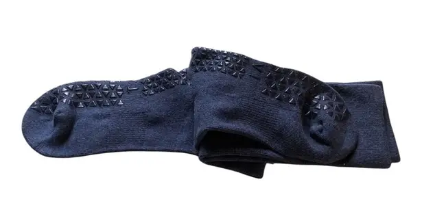 Tavi Active NIP Jane Knee High Grip Socks Serenity Navy Blue Crystal Accent MD